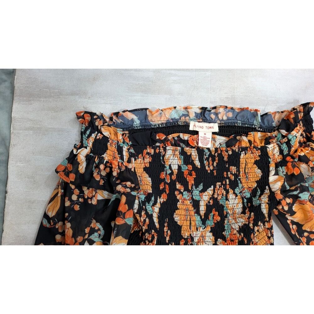 Off Shoulder Roushced Long Sleeve Crop Top sz. M - Picture 3 of 7
